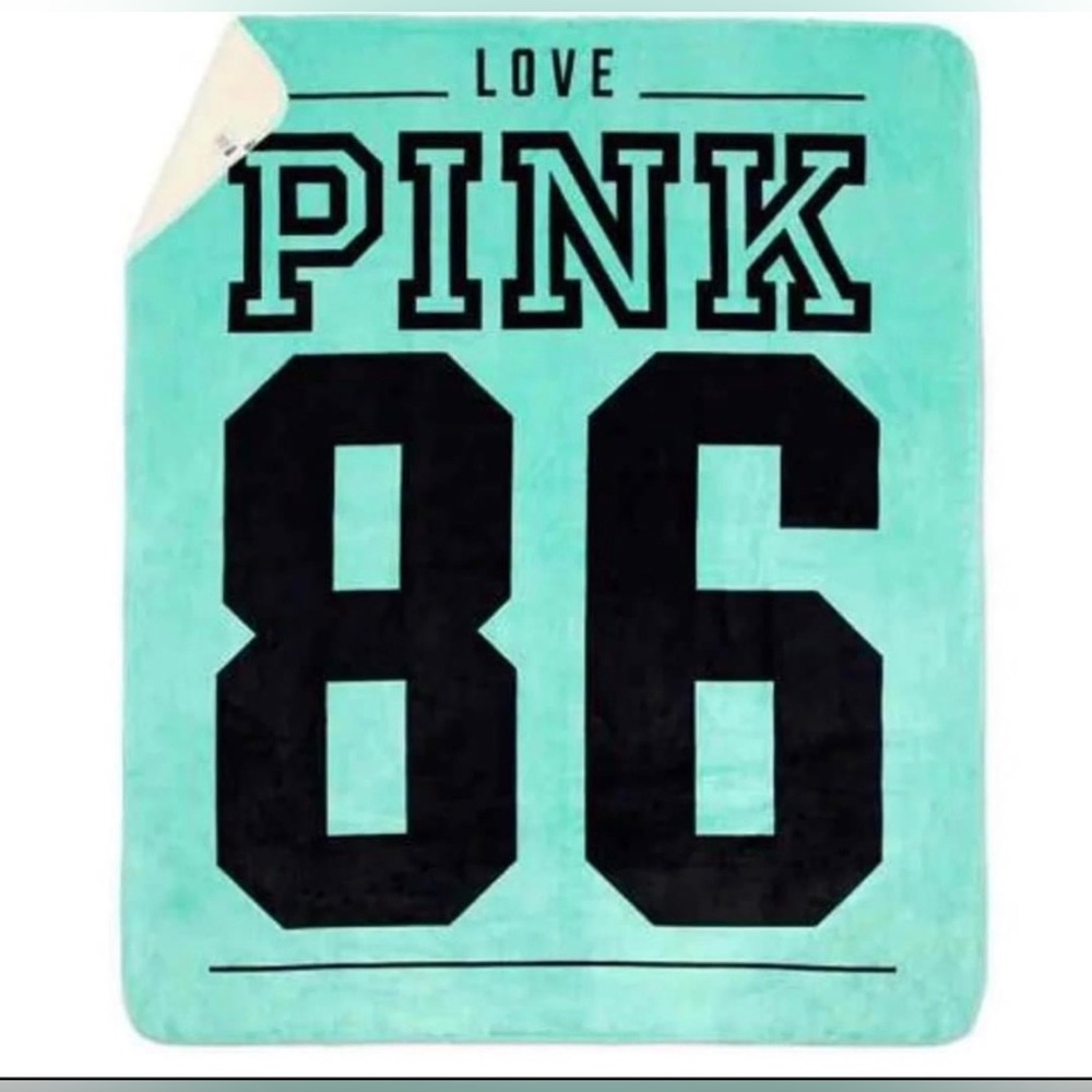 VICTORIA’S SECRET VS PINK SHERPA BLANKET THROW MINT GREEN TEAL LOVE 86 RARE NWOT
